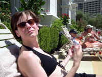 vegas 08-04 012 kim.jpg (99660 bytes)