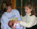 Audrey meets her cousin Alexis 11-29-03   -3.jpg (102153 bytes)