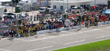 daytona pits.jpg (103351 bytes)